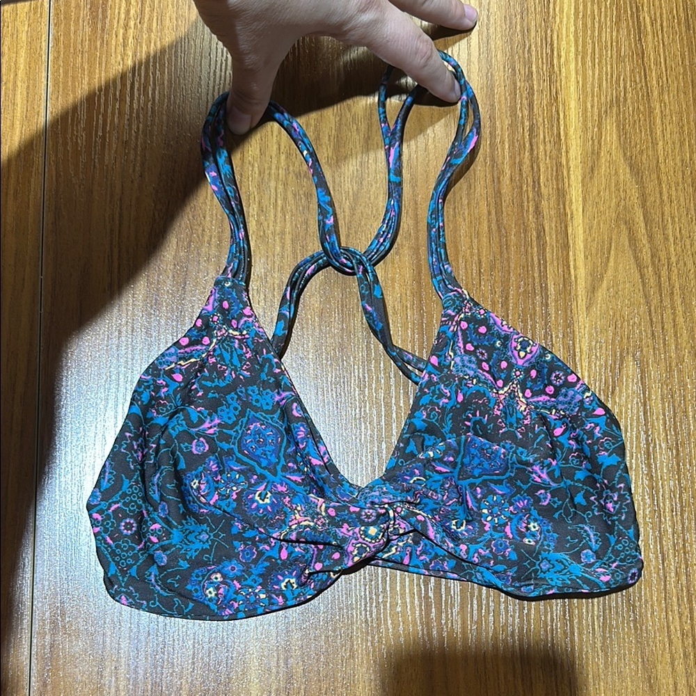 EUC Cute Multicolor Print Bikini Top with Cute Strap Design 🦖 - Picture 2 of 8